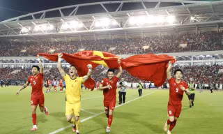 Khoảnh khắc Mỹ Đình 'vỡ òa' khi tuyển Việt Nam vô địch ASEAN Cup 2026