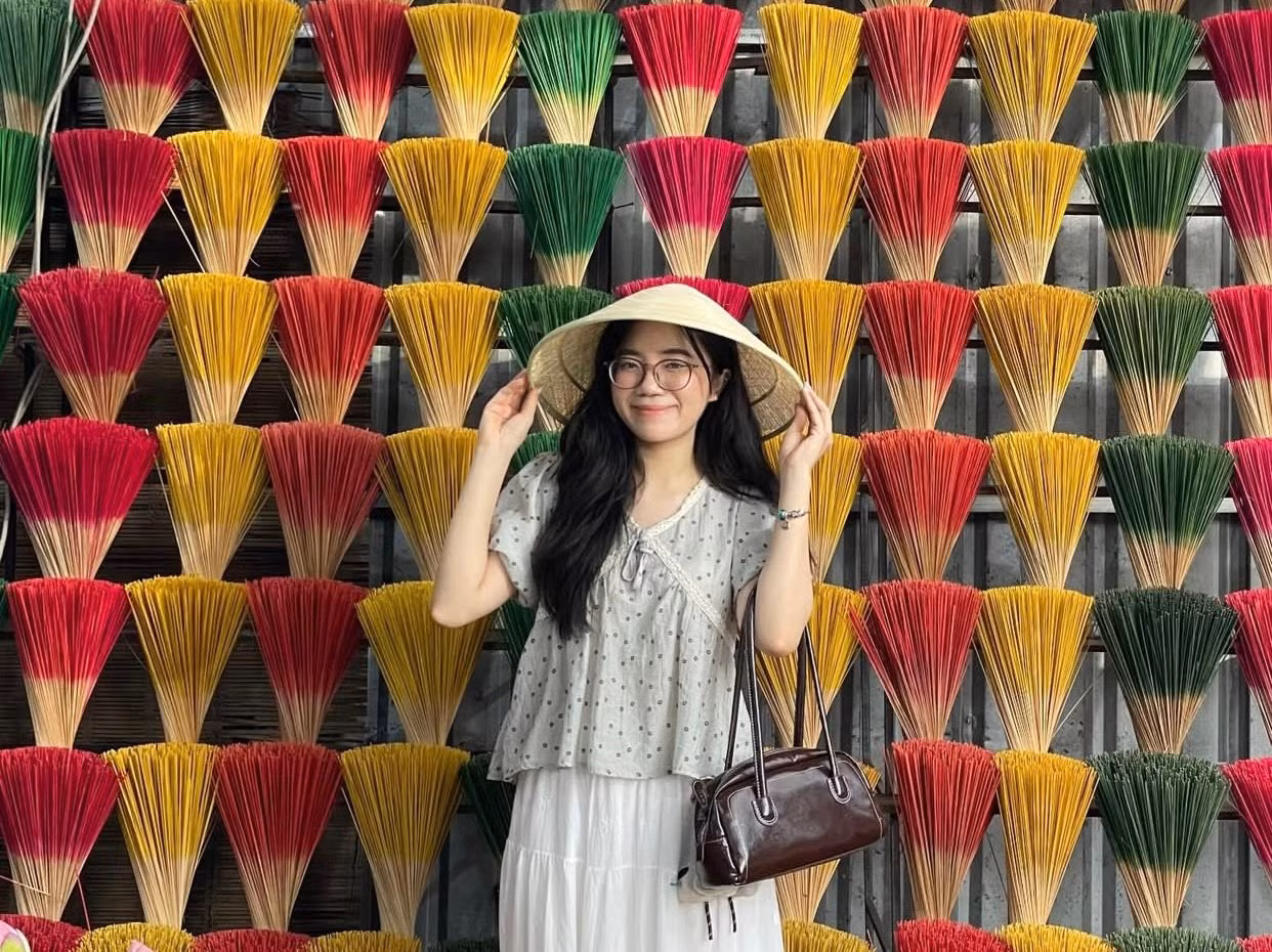 le-na-chon-hue-lam-diem-den-cho-chuyen-di-solo-trip-dau-tien-cua-minh.jpg