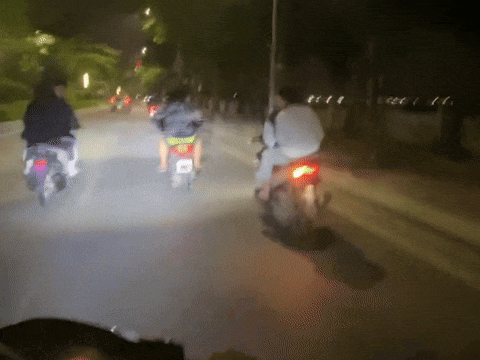 Cảnh sát 141 bắt giữ nhóm ‘quái xế’ mang theo gạch, vỏ chai bia ‘đi tìm đối thủ’