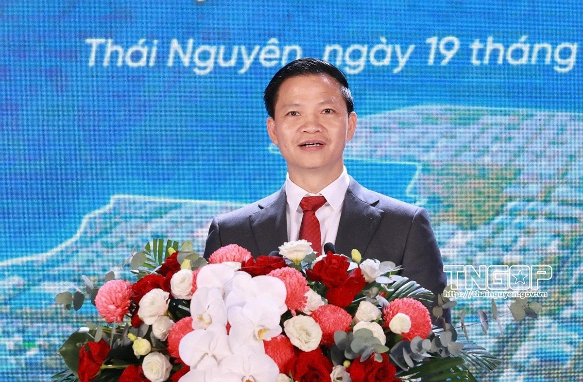 Chủ tịch UBND tỉnh Thái Nguyên Vương Quốc Tuấn phát biểu tại lễ khởi công (ảnh: TNO)