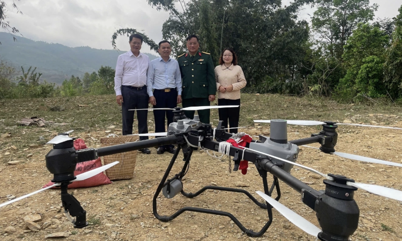 UAV được thử nghiệm vận chuyển nông sản tại tỉnh Điện Biên trong dự án phối hợp giữa Bộ Khoa học và Công nghệ và FPT. Ảnh: MST