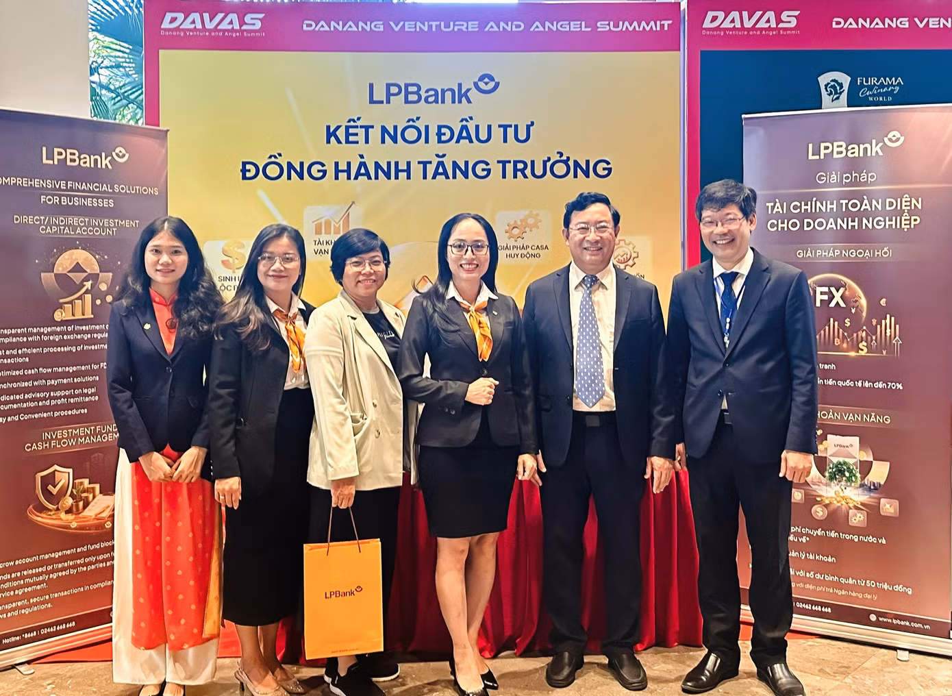 anh-2-lpbank-x-davas.jpg