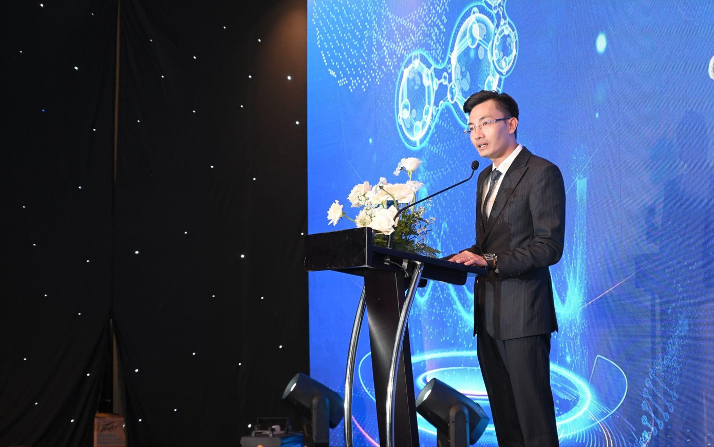 Theo ông Thái Hoàng Sơn, Vicells không đơn thuần là một đơn vị lưu trữ mô – tế bào, mà là minh chứng cho khả năng của khu vực tư nhân trong việc đồng hành cùng chiến lược công nghệ quốc gia. image005-153.jpg