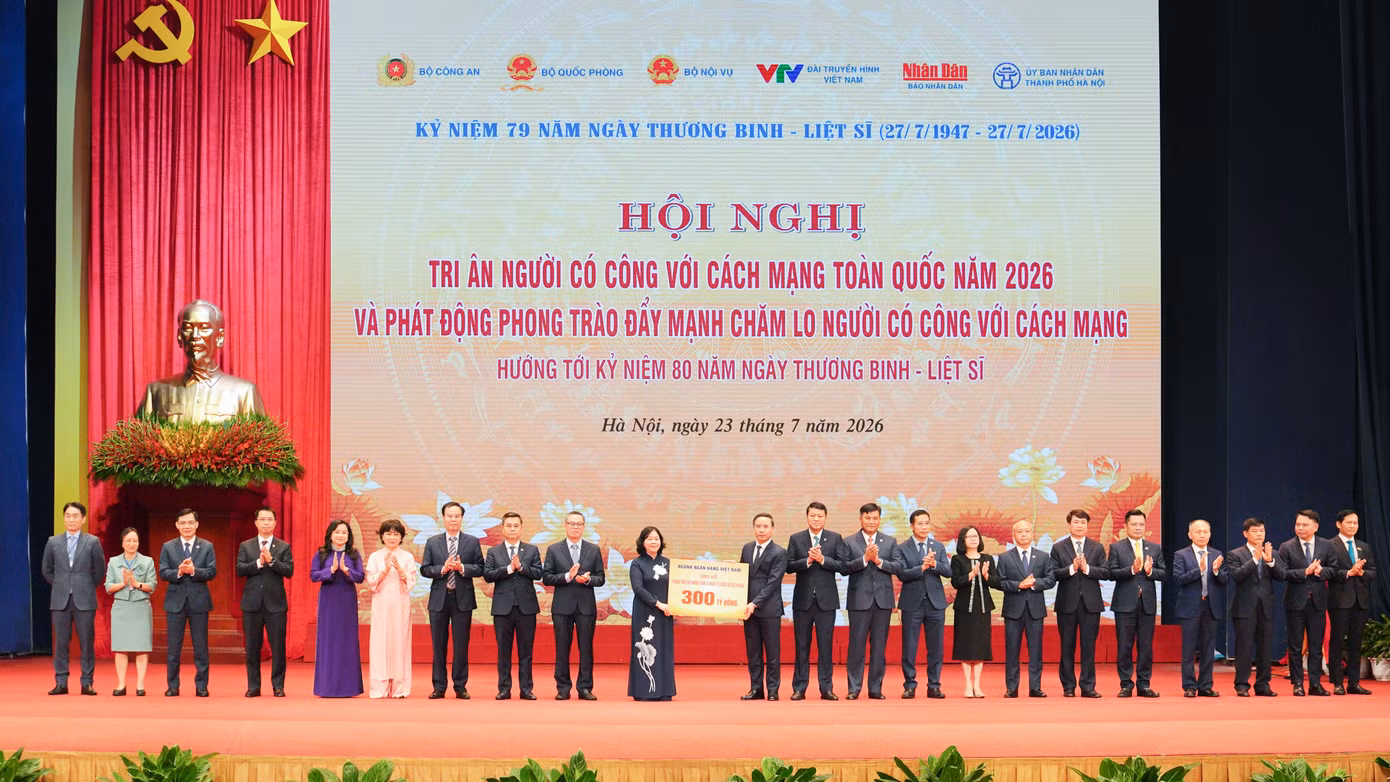 anh-1-lpbank-quy-den-on-dap-nghiax.jpg