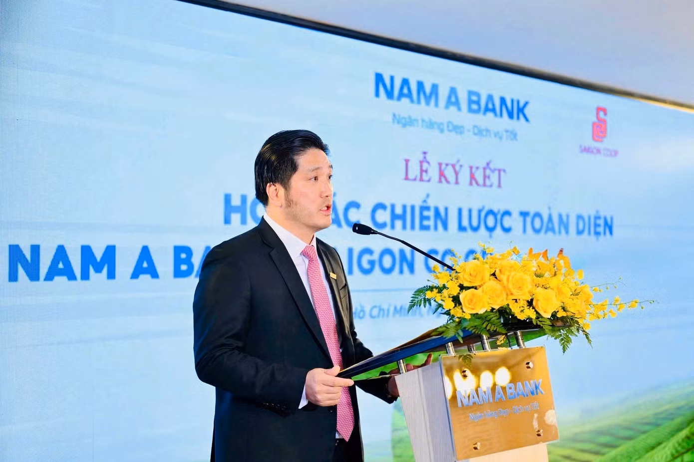 anh-3-nam-a-bank-va-saigon-coop.jpg