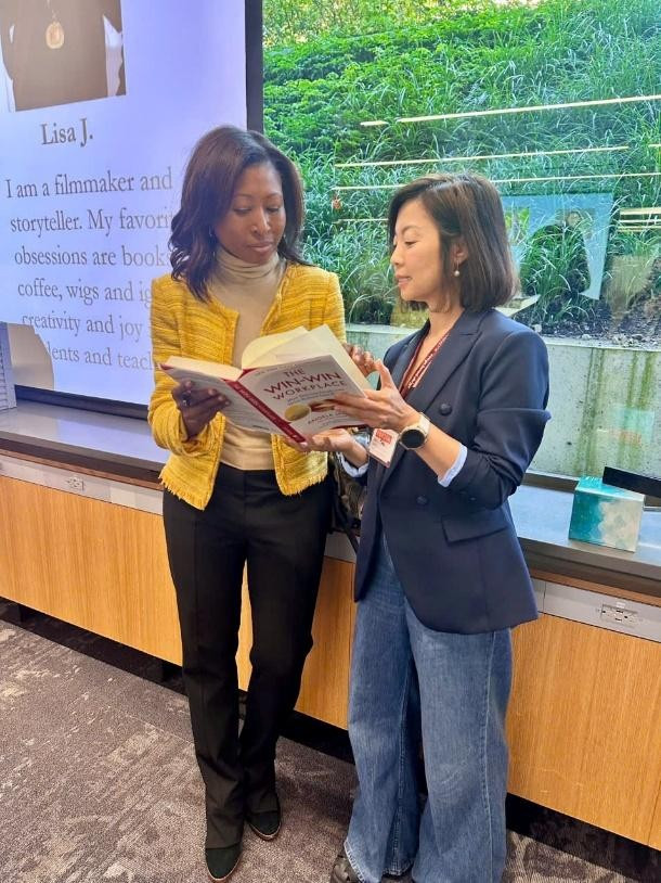 S Angelou Jacksonovou, generální ředitelkou společnosti Future Forward Strategies a autorkou bestselleru New York Times knihy Win-Win Workplace image002-3427.jpg