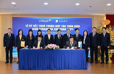 le-ky-ket-thoa-thuan-hop-tac-toan-dien-giua-lpbank-va-tap-doan-vnpt.jpg