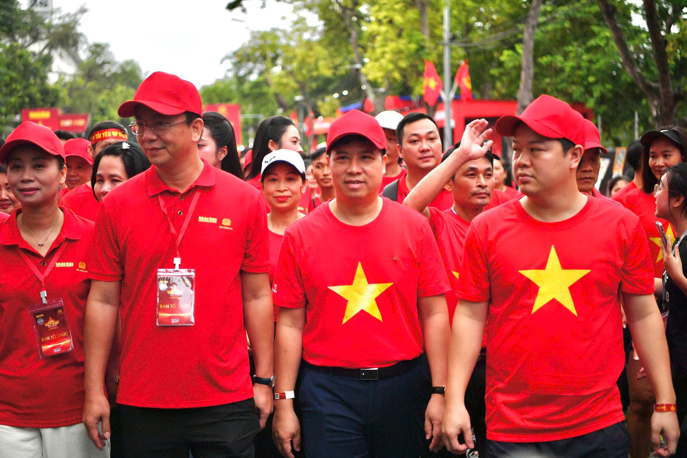 vcb-cung-viet-nam-tien-buoc-6.jpg