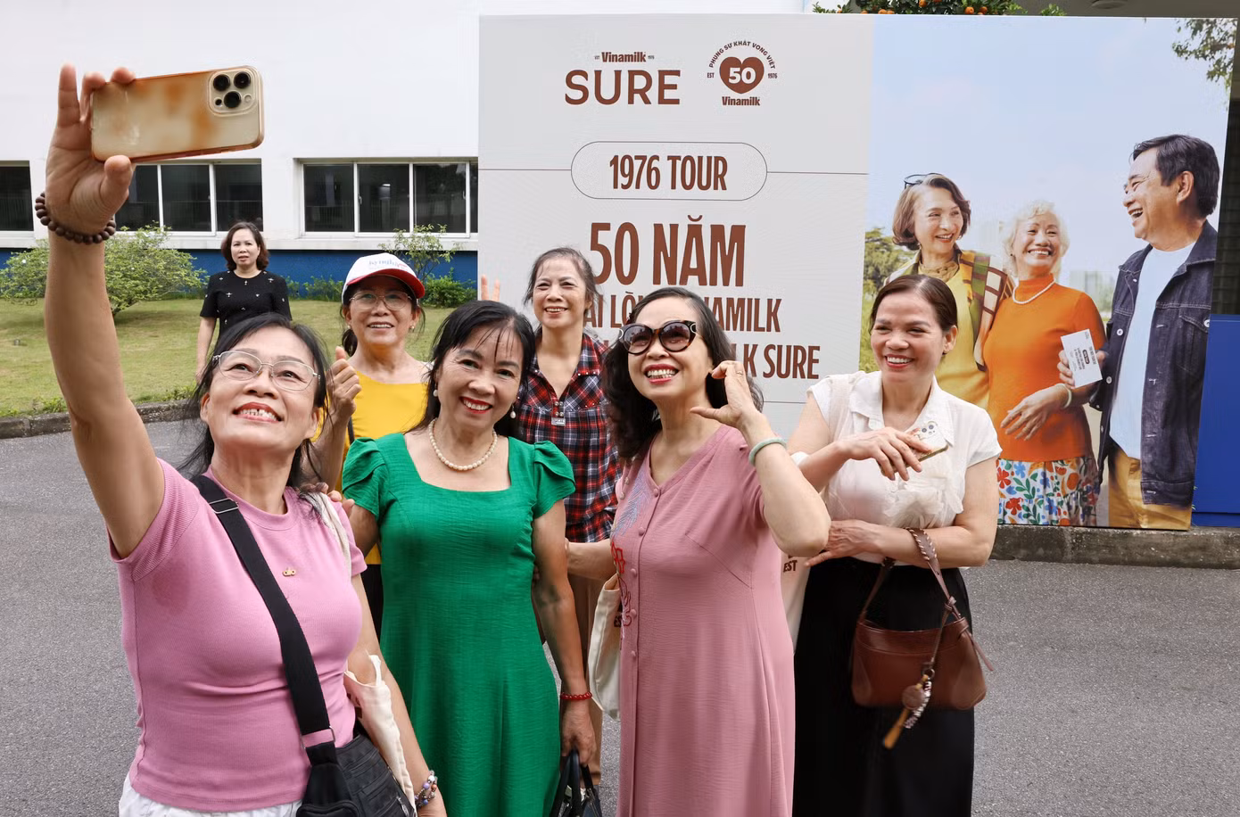 sure-tour-hn-1a.jpg
