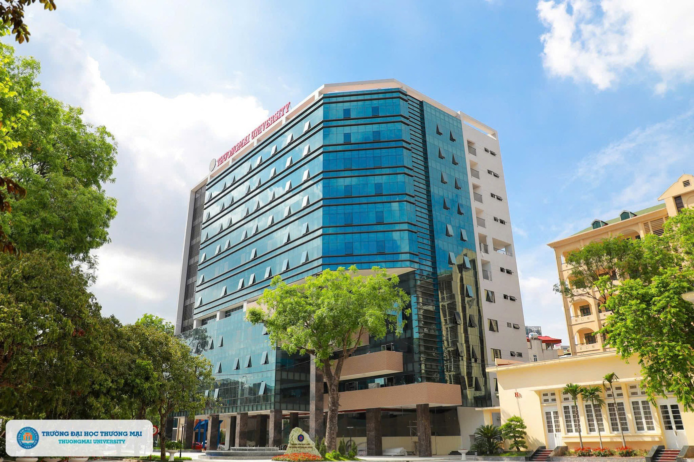 truong-dai-hoc-thuong-mai.jpg