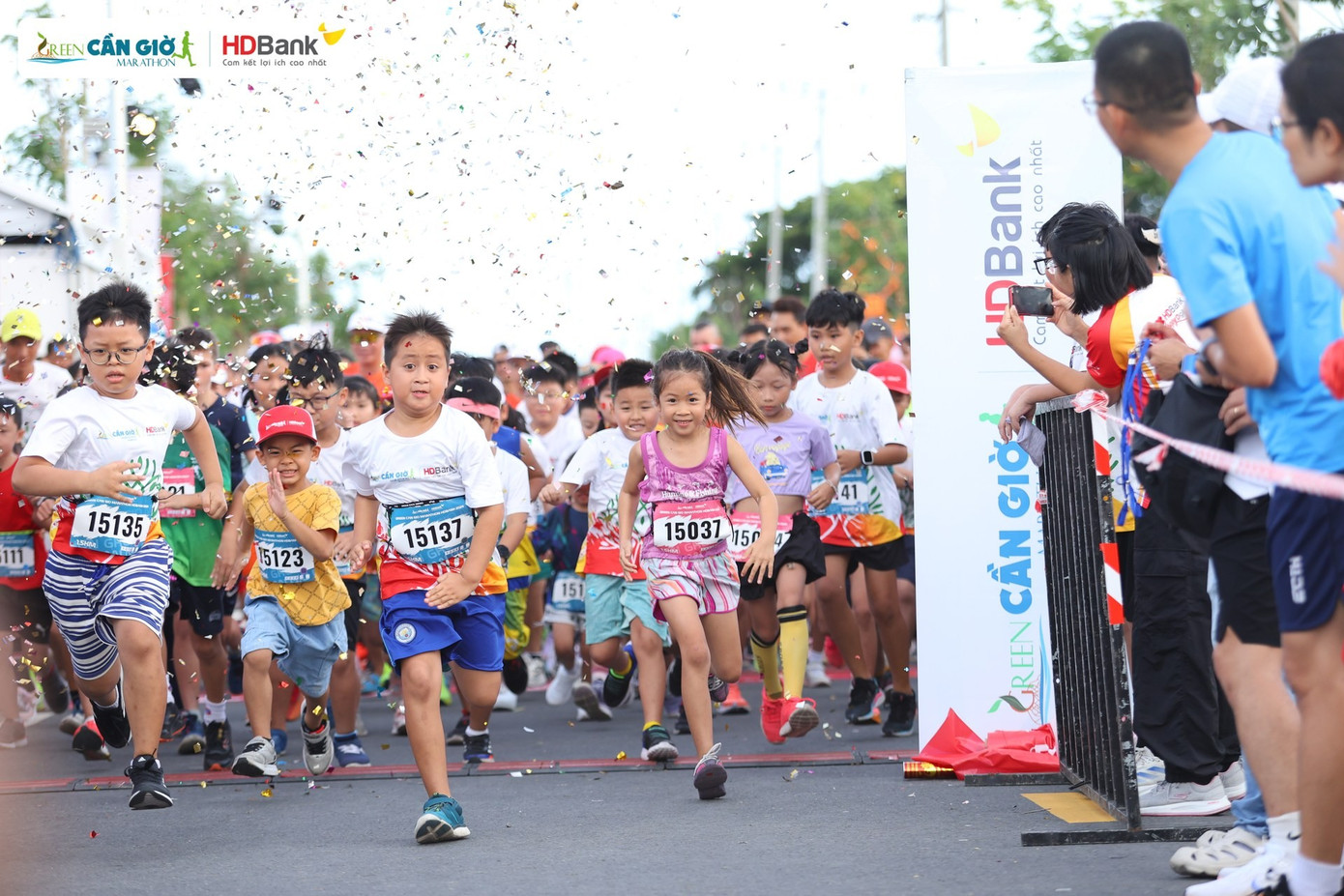 hinh-7-duong-chay-da-ghi-nhan-rat-nhieu-runner-nhi-xuat-sac-voi-thanh-tich-va-ky-thuat-an-tuong.jpg