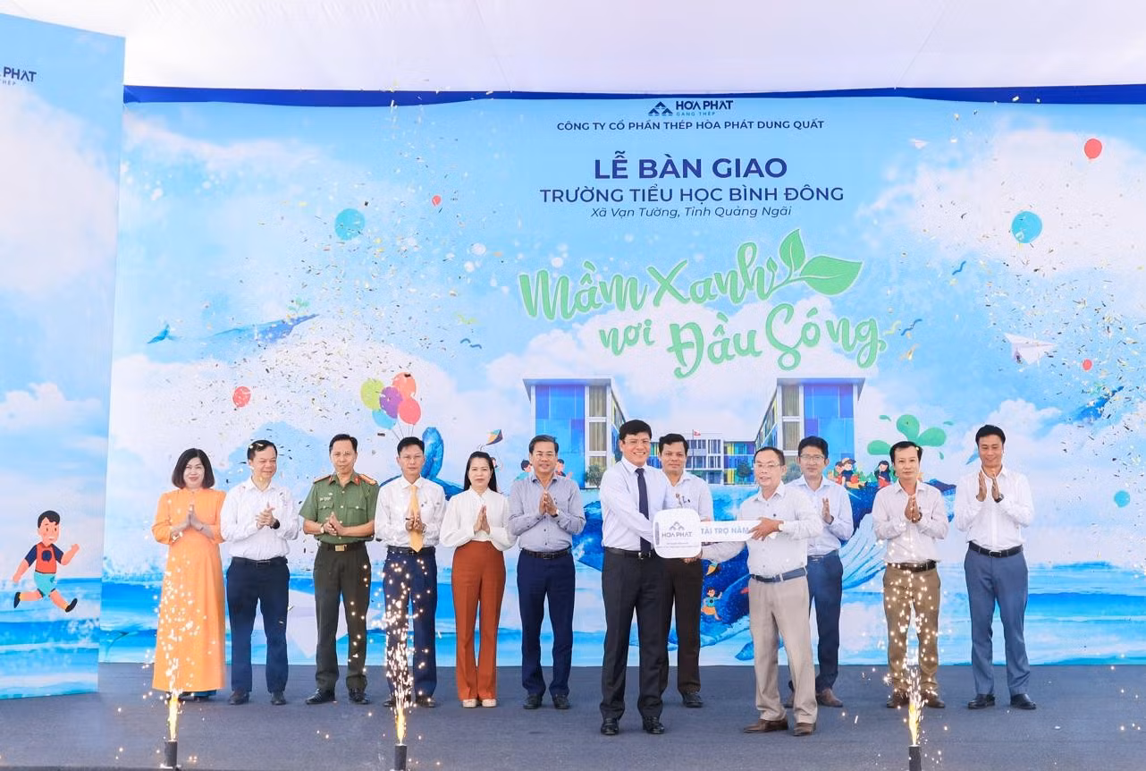 ban-giao-dua-vao-su-dung-truong-tieu-hoc-binh-dong.jpg