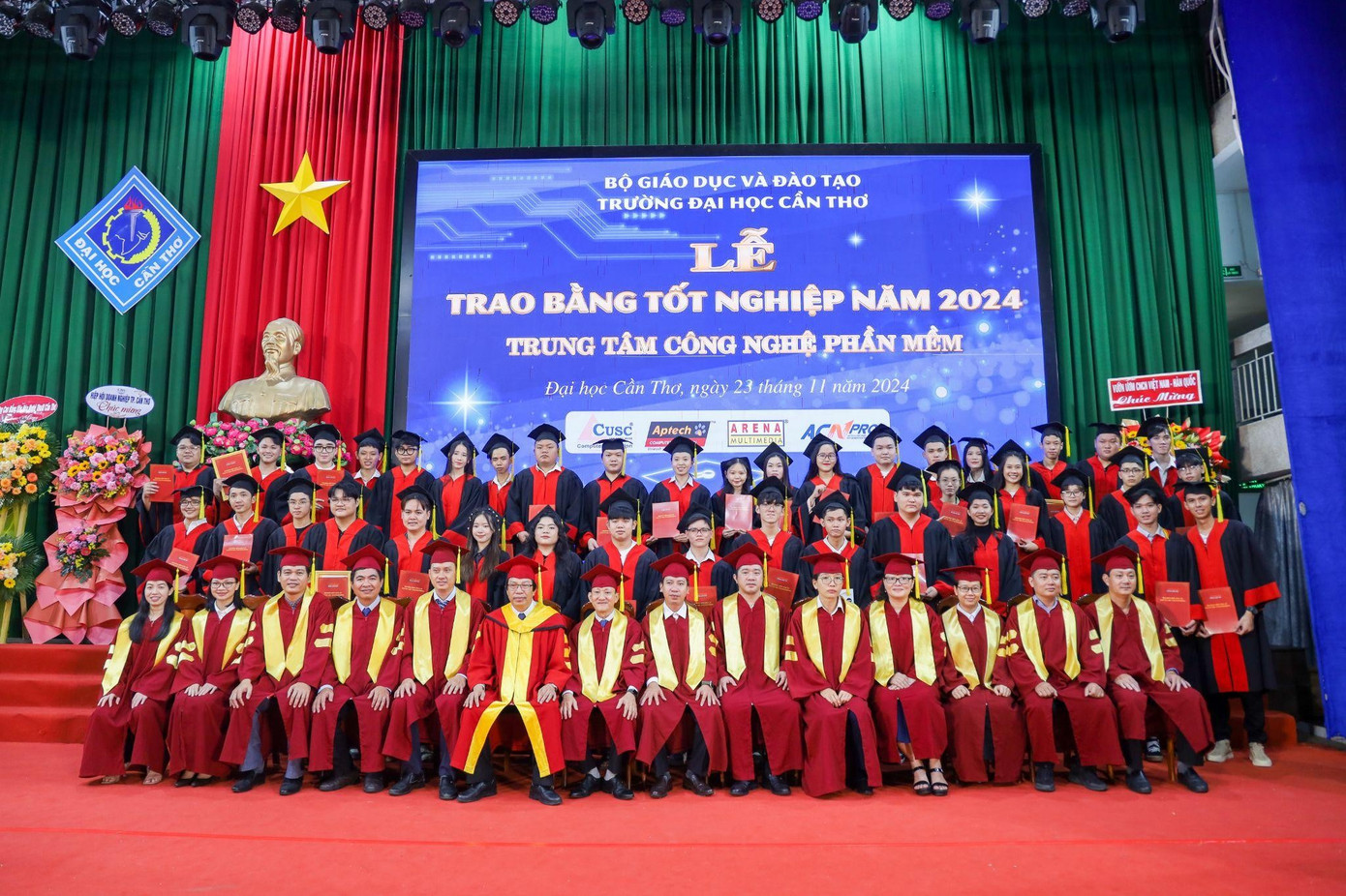 រូបថតរបស់និស្សិត CUSC Arena ដែលបានបញ្ចប់ការសិក្សានៅឆ្នាំ 2024 image009-1257.jpg