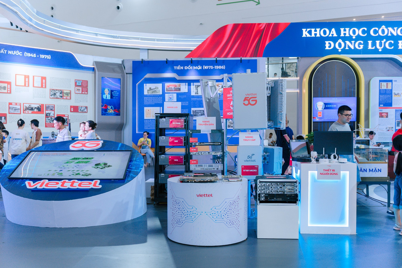 3-he-sinh-thai-san-pham-vien-thong-cua-viettel-high-tech-tai-cac-su-kien-quoc-gia.jpg