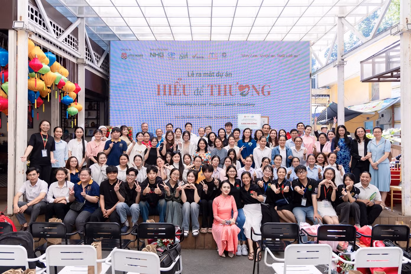 hinh-cuoi-event.jpg