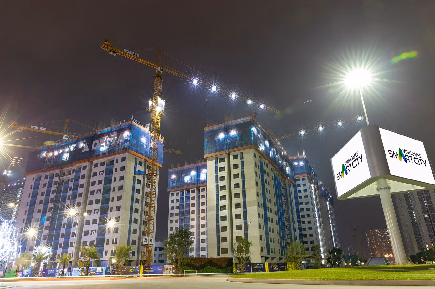 vinhome-smart-city-dem.jpg