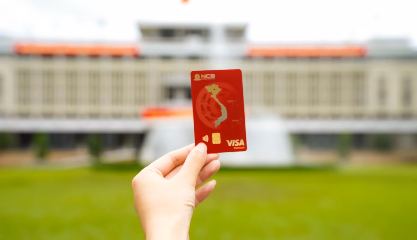 5-the-ncb-visa-tu-hao-ruc-ro-moi-noi-dip-quoc-khanh.jpg