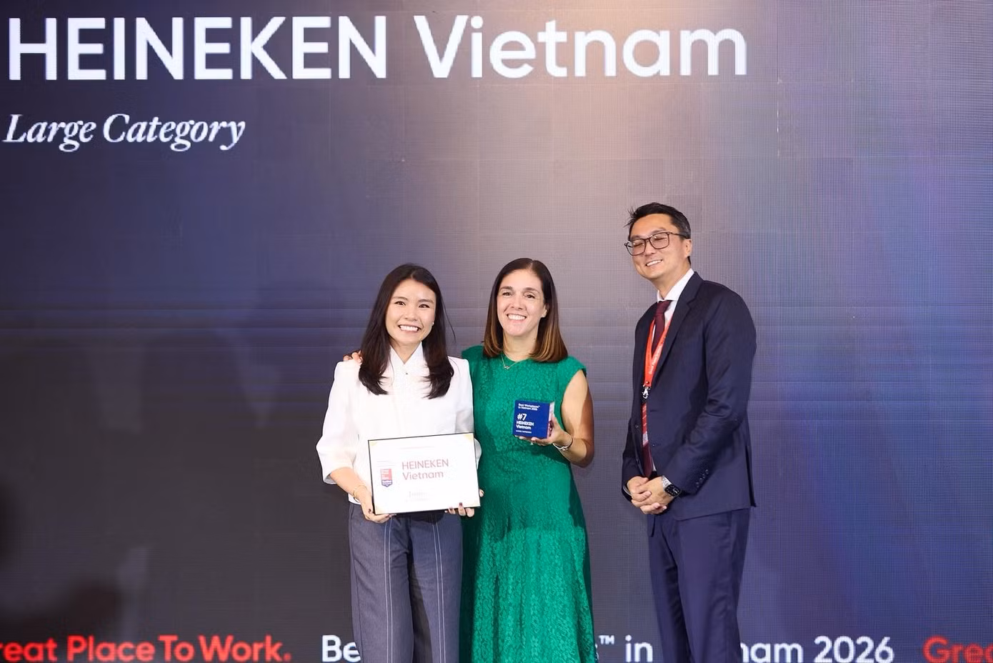 heineken-viet-nam-tu-hao-gop-mat-trong-top-10-noi-lam-viec-xuat-sac-hang-dau-viet-nam-best-workplaces-in-vietnam-2026.jpg