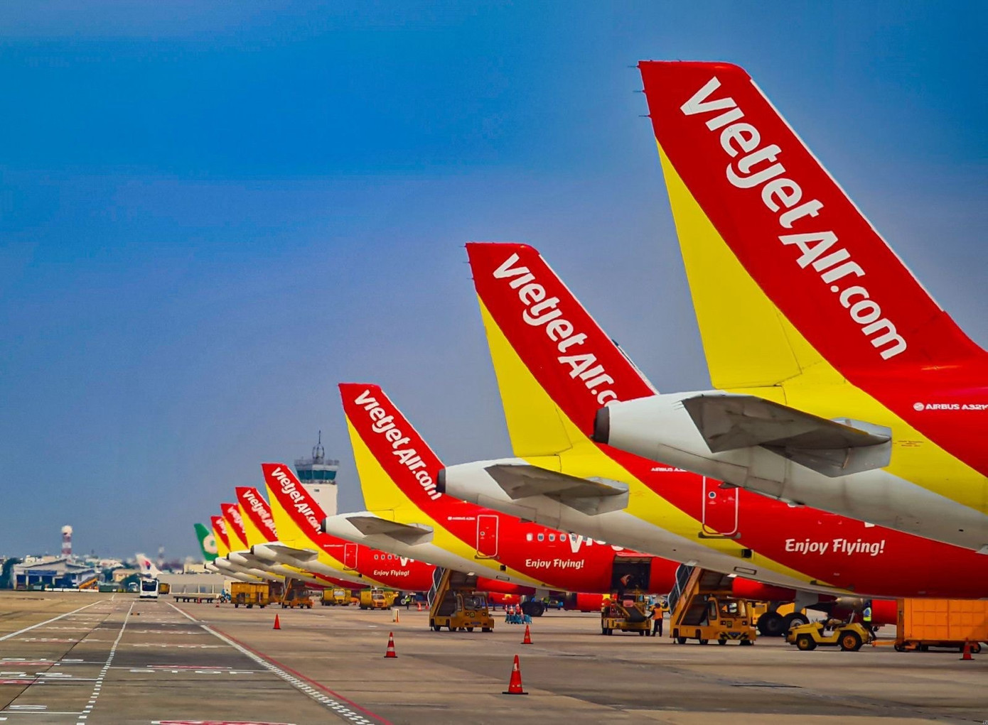 tau-bay-vietjet-1.jpg