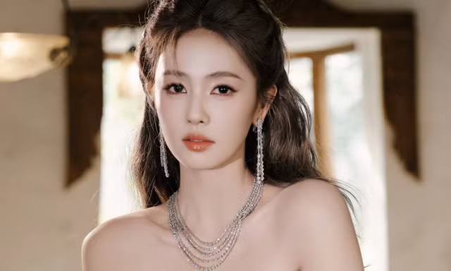 Bạch Lộc bị chỉ trích