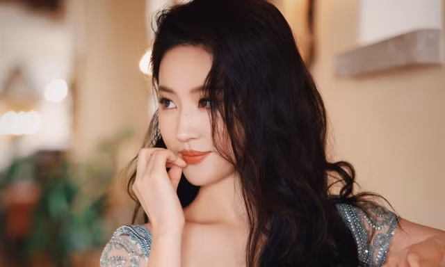 Video mỉa mai Lưu Diệc Phi và các ngôi sao hạng A
