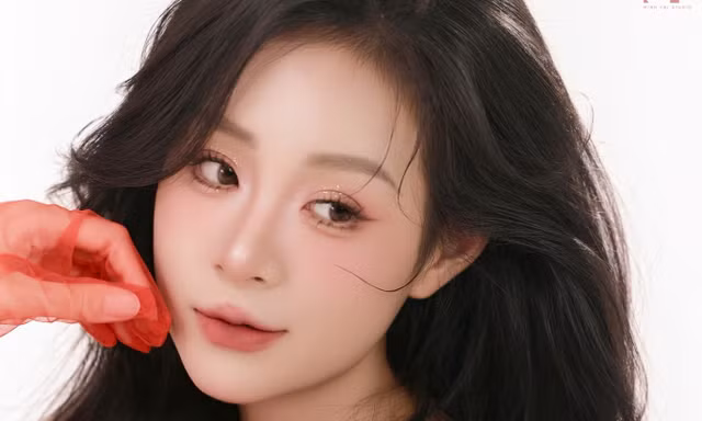 Hoa hậu đang gây tranh luận 