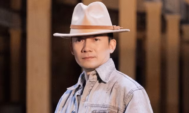 Quyết định gây tò mò của Đinh Tiến Đạt