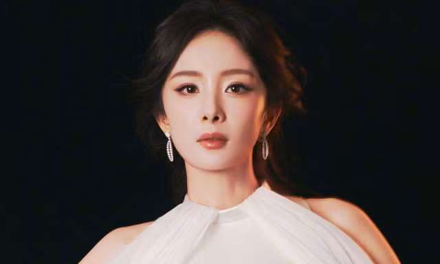 Dương Mịch được cứu