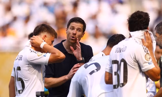 Phòng thay đồ Real bất ổn (và bất mãn), Xabi Alonso có nên lo lắng?