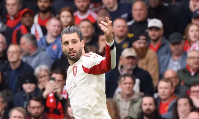 Trực tiếp MU vs Liverpool 2-2 (H2): Vào!!! MU lại thủng lưới 