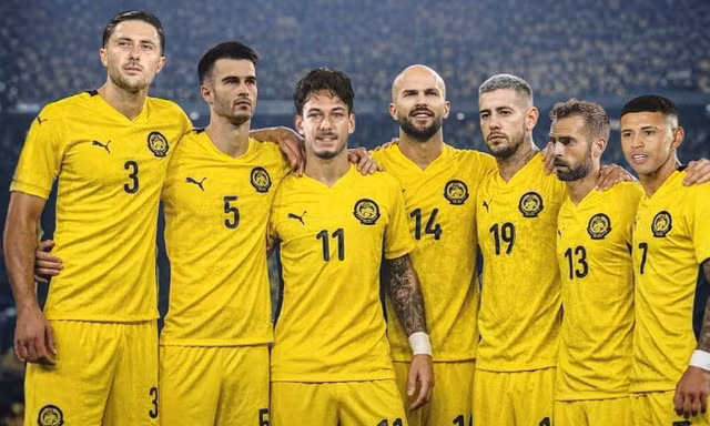 Chính phủ Malaysia chấp nhận án phạt của CAS, nhưng quan chức Liên đoàn bóng đá thì không!