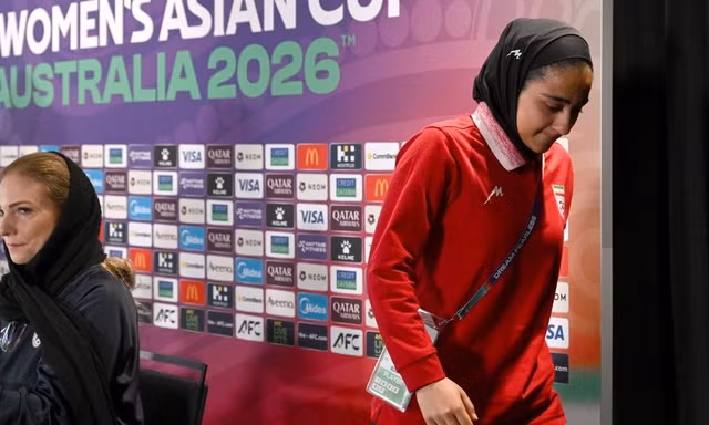 Nữ tuyển thủ Iran khóc khi họp báo Asian Cup 2026