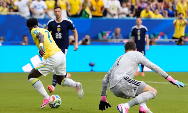 Trực tiếp Scotland vs Brazil (05h00 ngày 25/6): Ngôi đầu cho Selecao?