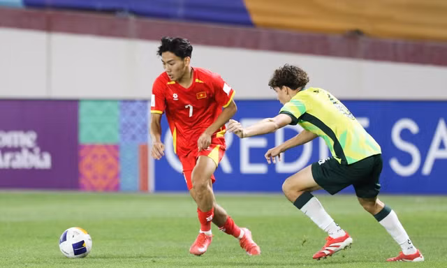 Trực tiếp bán kết U17 Việt Nam vs U17 Australia 0-1 (H1): Văn Dương nỗ lực dứt điểm chệch cột