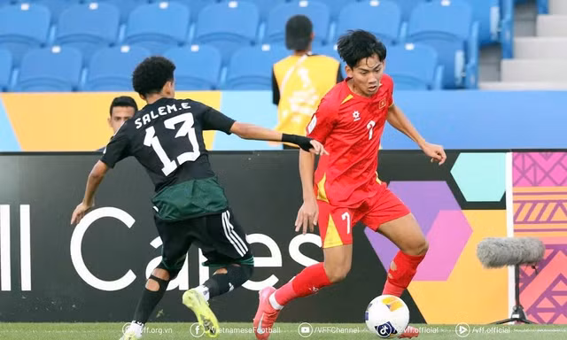 Trực tiếp U19 Việt Nam vs U19 Timor Leste (16h00 ngày 1/6): Chờ cơn mưa gôn