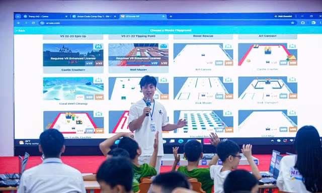 Em Phùng Tấn Đạt - lớp 12 chuyên Toán Trường THPT Chuyên Hà Nội - Amsterdam là các Phó Chủ tịch AAPC - đồng Trưởng Ban tổ chức tại Azure Code Camp 2026 - Nexoria.