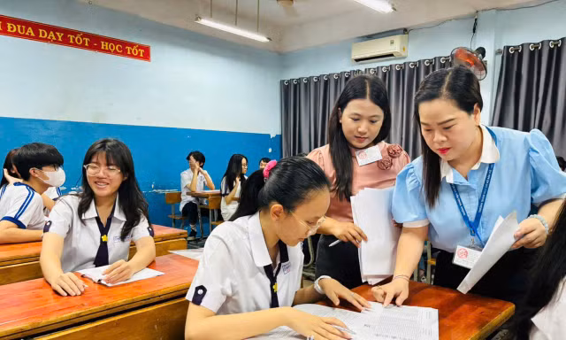 Thị trường hóa IELTS và những hệ lụy từ tấm chứng chỉ được ‘tô hồng’