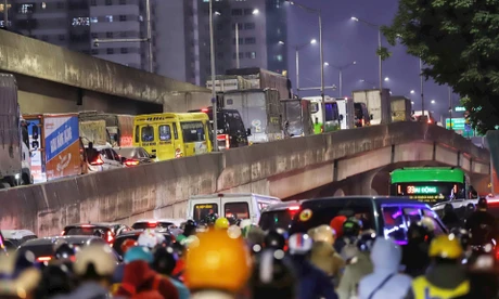 Thủ tướng yêu cầu đảm bảo trật tự, an toàn giao thông dịp Tết Dương lịch 