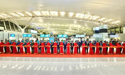 Khánh thành ga T2 Nội Bài mở rộng, chuyến bay đầu tiên cất cánh đi Long Thành 