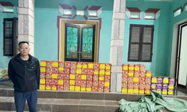 Công an Bắc Ninh thu giữ khối lượng lớn pháo nổ.