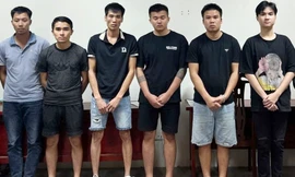 Các đối tượng liên quan hành vi đánh bạc và tổ chức đánh bạc.