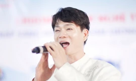 Tuấn Cry lan tỏa yêu thương bằng âm nhạc ở Trại giam Ngọc Lý