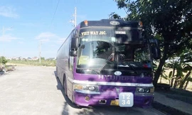 Hình ảnh chiếc xe với hàng loạt vi phạm.