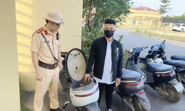 Cảnh sát giao thông tỉnh Bắc Ninh xử lý trường hợp vi phạm.