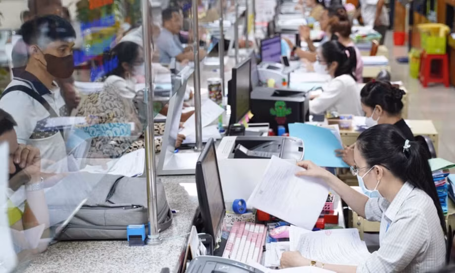 Thủ tướng yêu cầu rà soát, sắp xếp tinh gọn đầu mối tổ chức các bộ, ngành