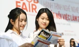 Sinh viên tốt nghiệp với nỗi lo việc làm: 'Học giỏi thôi chưa đủ'