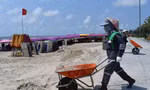 Cát bay phủ kín công viên mới đầu tư nghìn tỷ bên bờ biển ở TPHCM 
