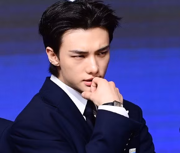 hyunjin.jpg