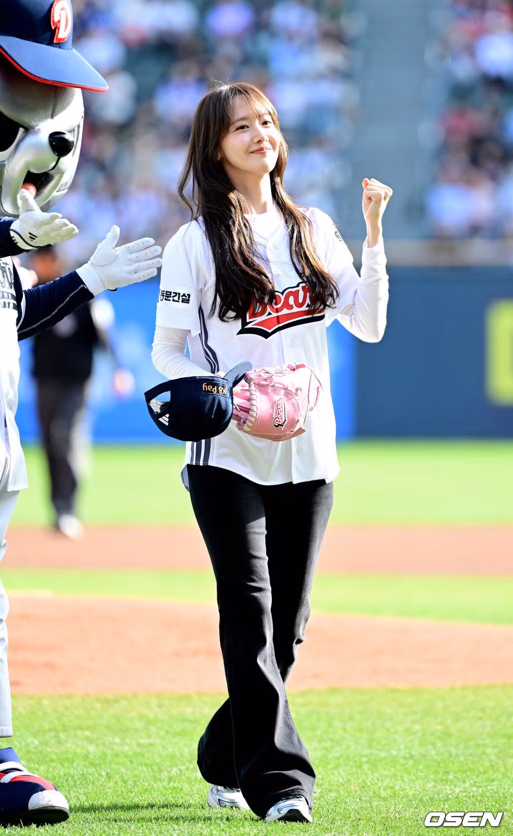 yoonah.jpg