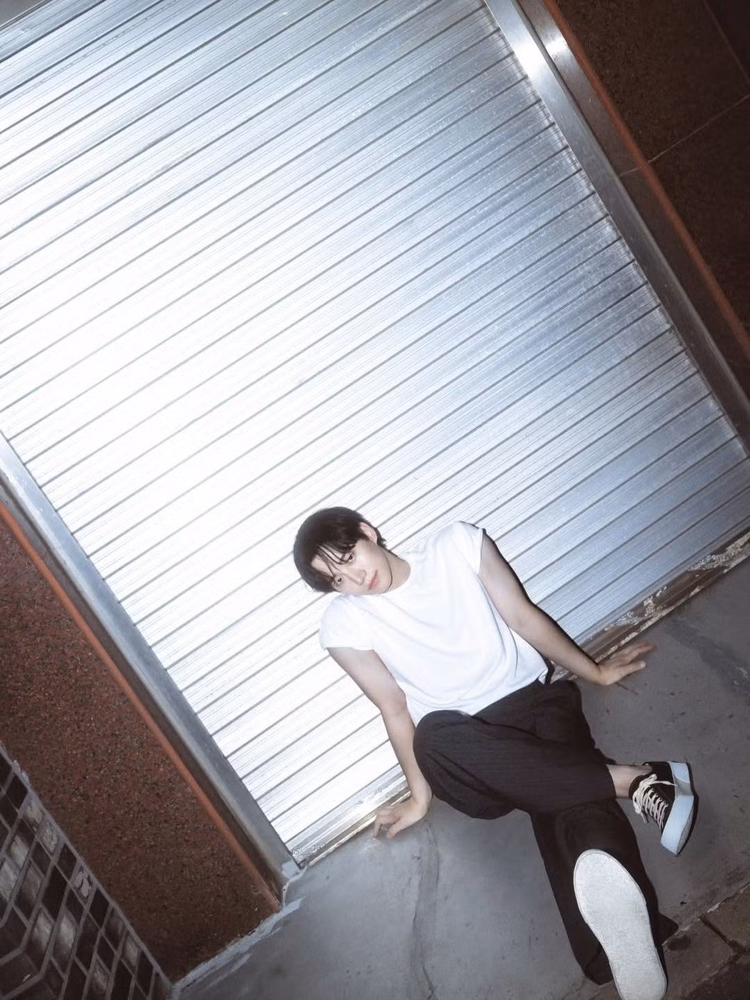 hwang-2.jpg